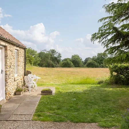 Honey Pot Barn Holiday home Cropton